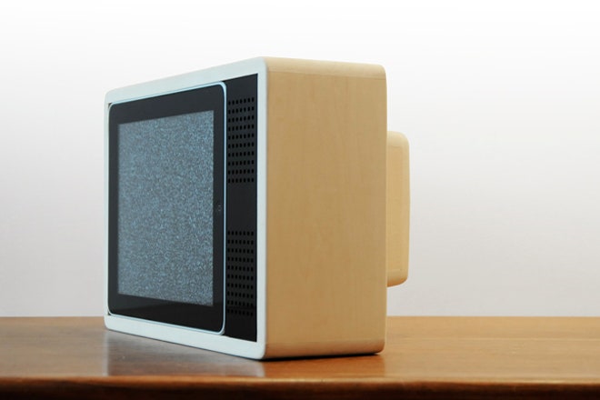 ipadTVpersp_sm.jpg