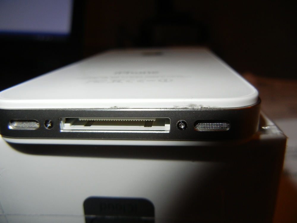 iphone 4s_defect.jpg