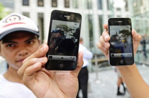 iPhone-5-Prototype-300x199.jpg