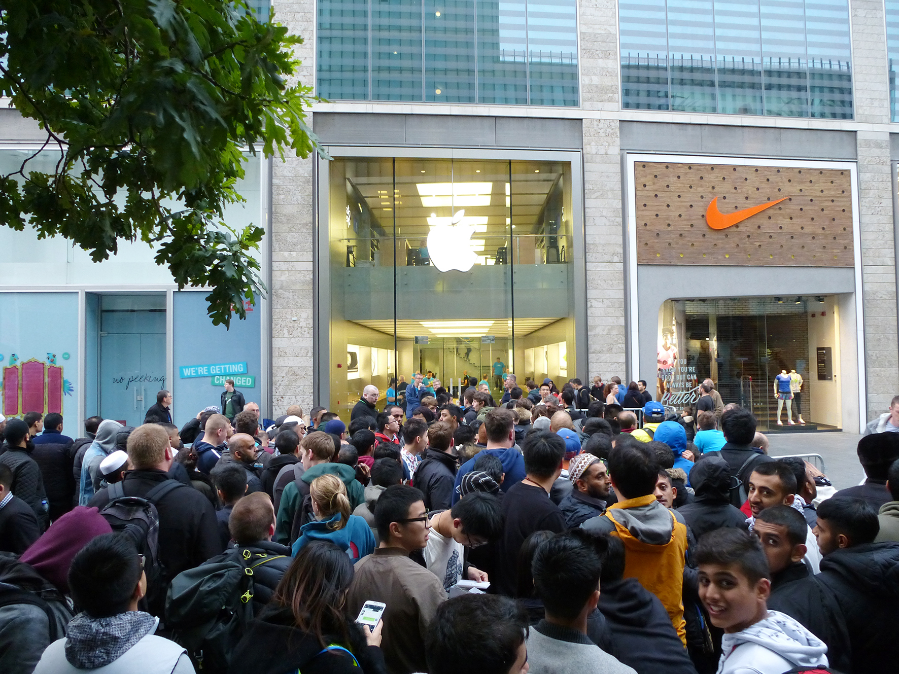iPhone 6 Liverpool 3.JPG