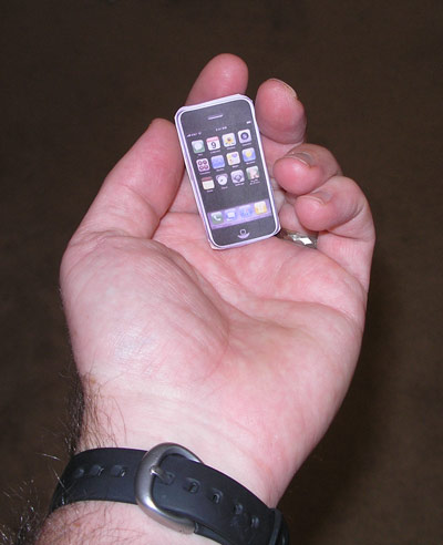iphone.jpg