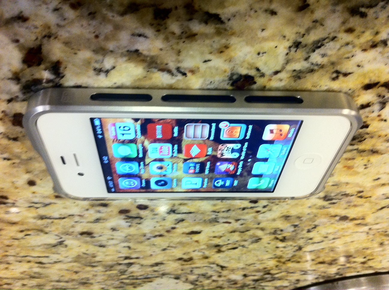 iphone2.JPG
