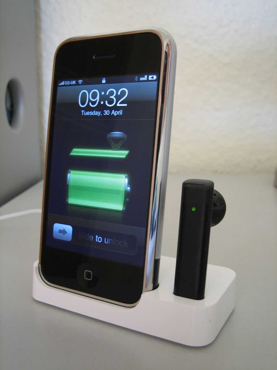 iphone2g.jpg