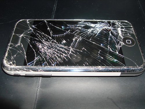 iphone_smashed.jpg