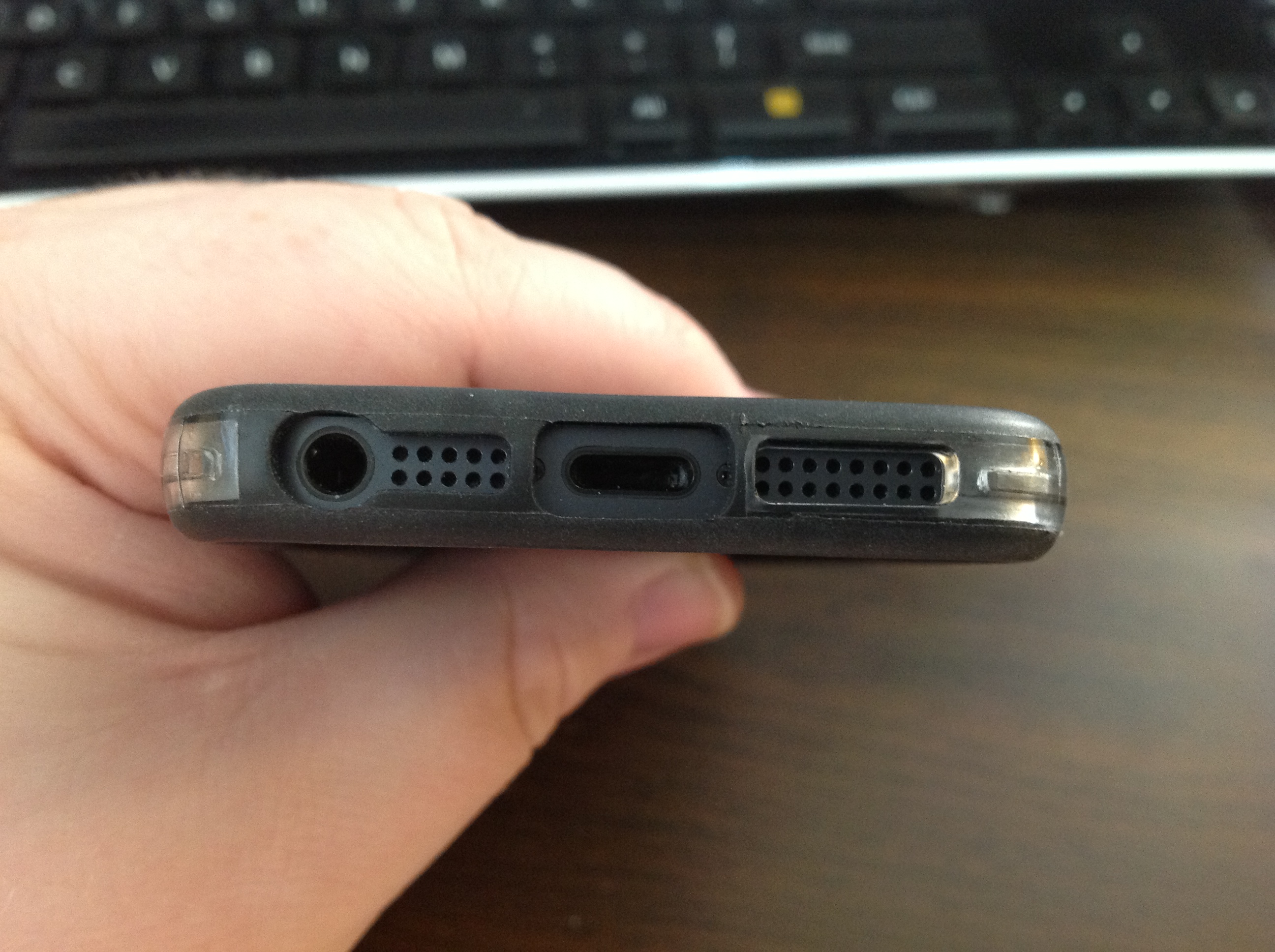 iphonebumper-bottom.JPG