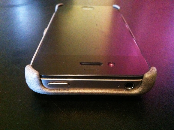 iPhoneCase01.jpg