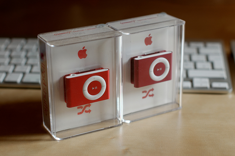 iPod shuffle red.jpg