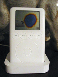 ipod_broken.jpg