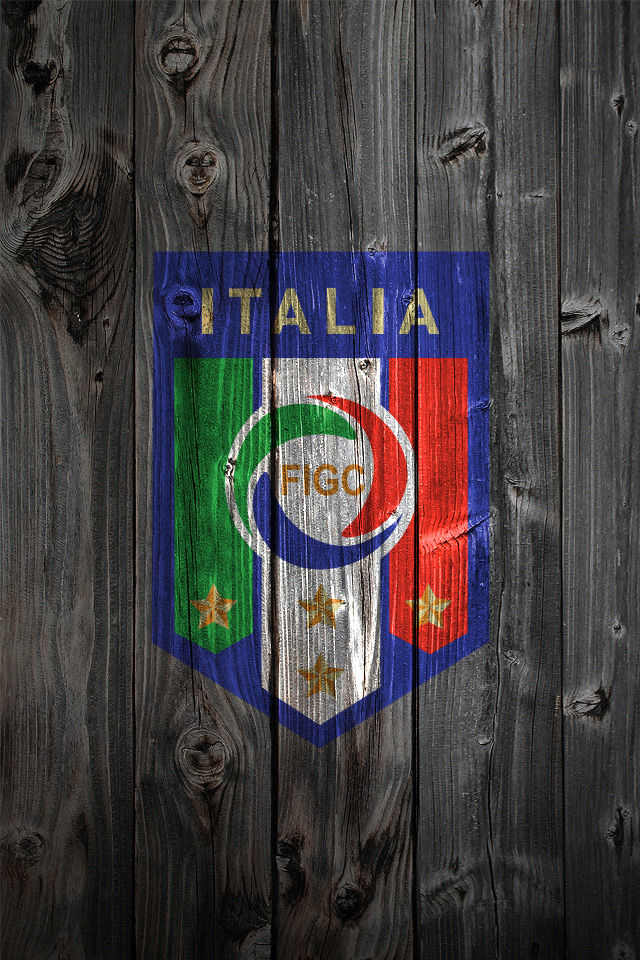 italia_soccer_wood.jpg