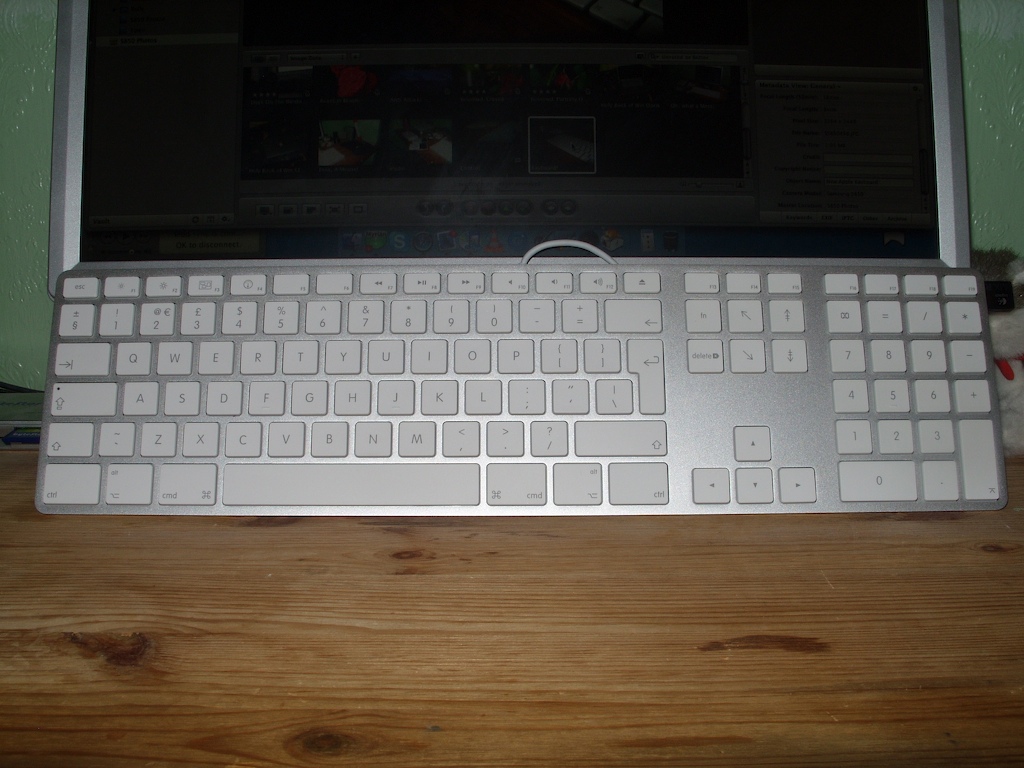 Keyboard Full.jpg