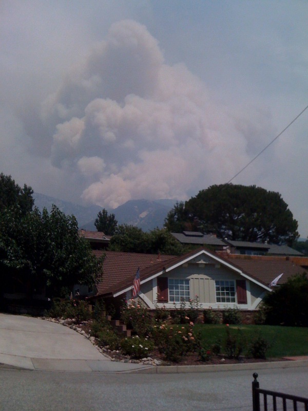 La Crescenta Station Fire.jpg