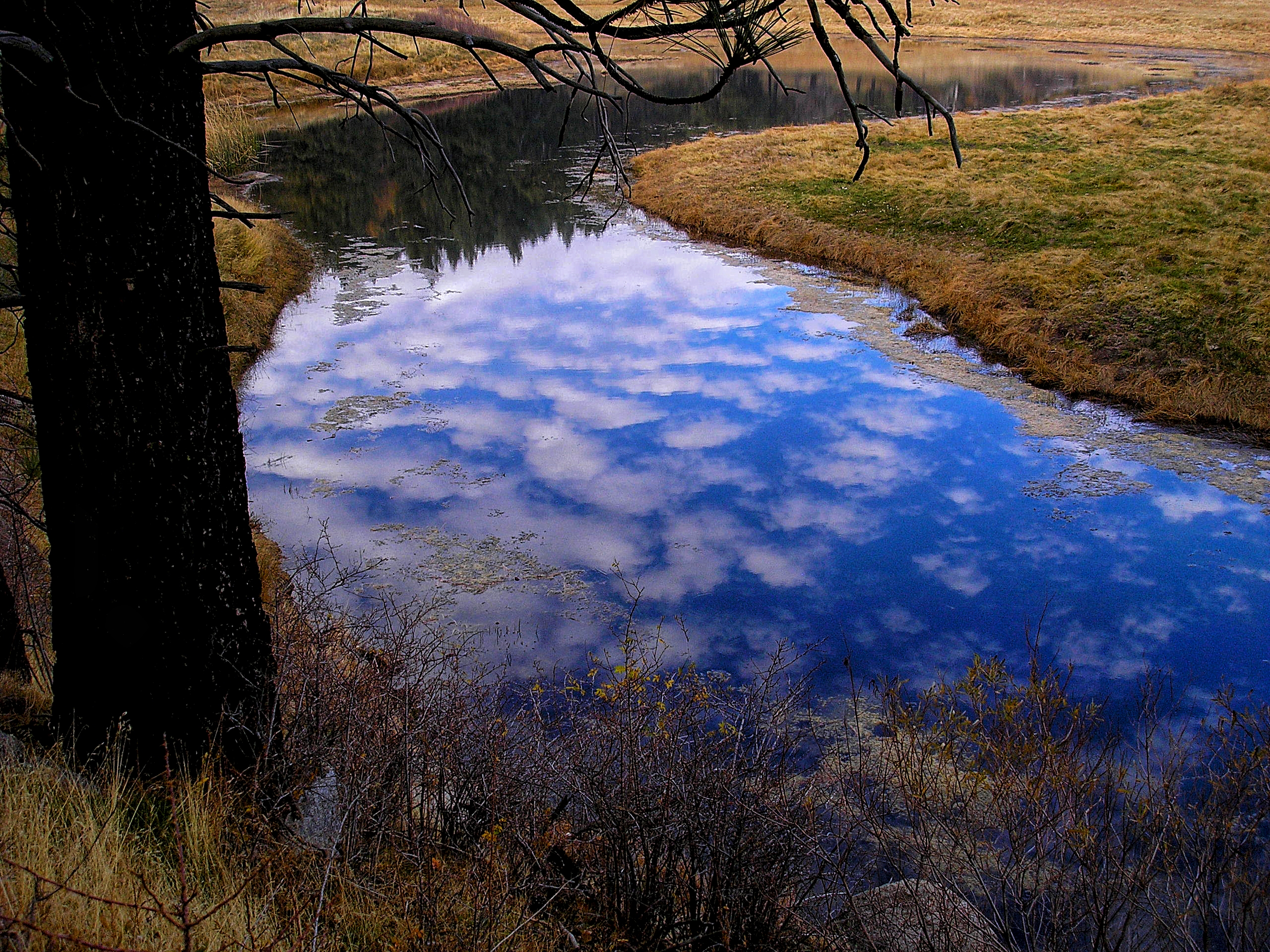 laguna lake clouds 2_edited.jpeg
