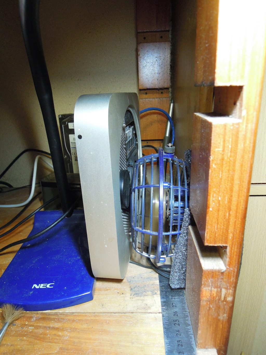 Late 2012 Mac Mini + ext fan.JPG