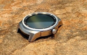 lg-r-chrome1.jpg