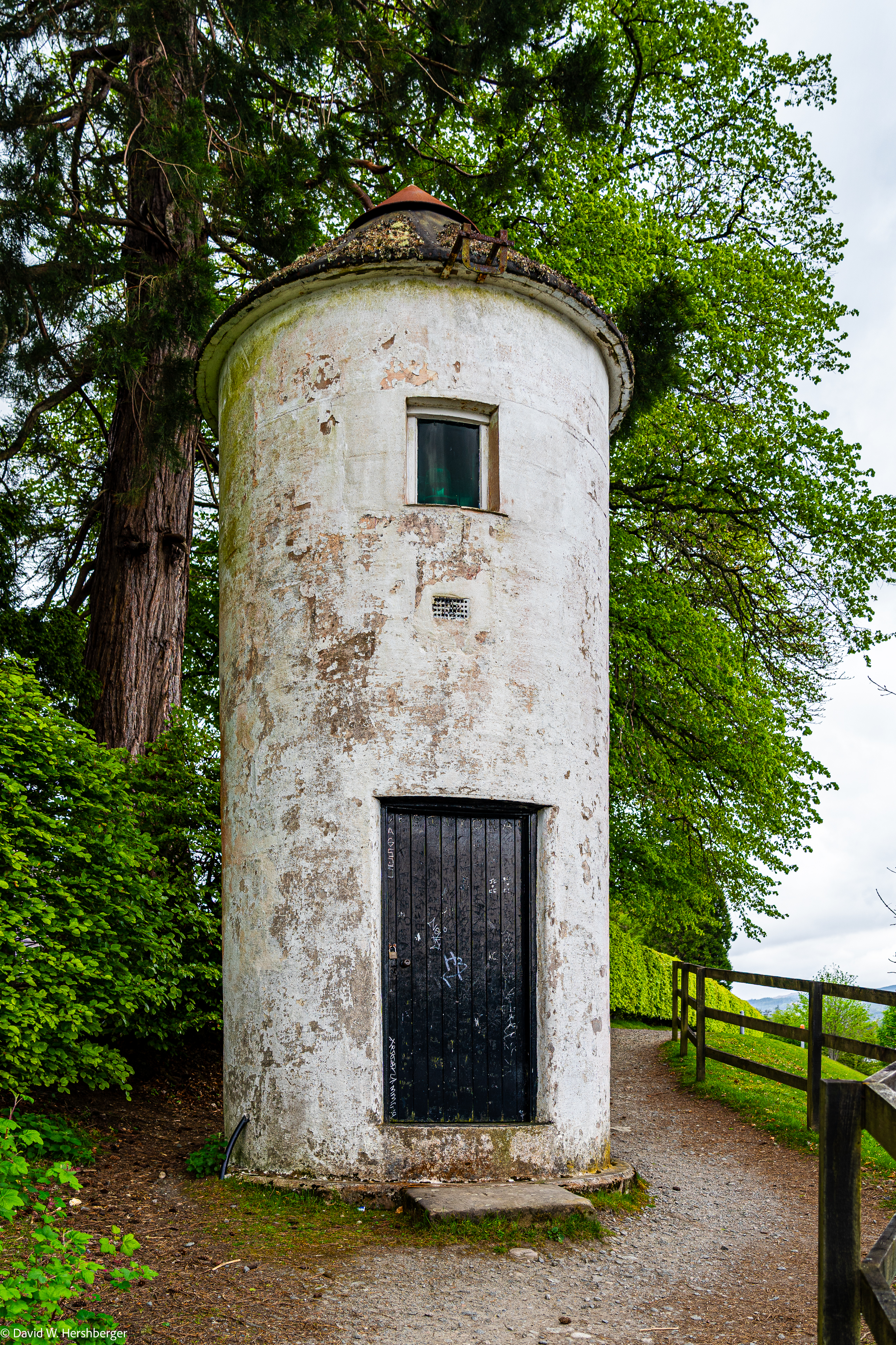 Lighthouse.jpg