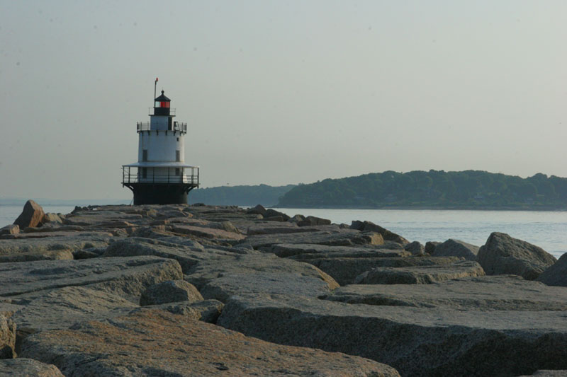 lighthouse2.jpg