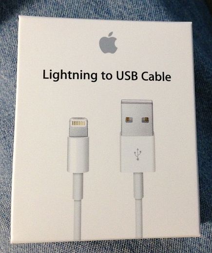 Lightning to USB Cable2-Lenox Sq.jpg