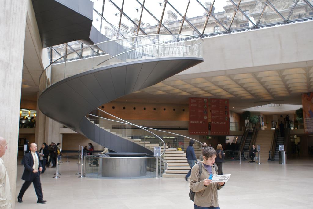 Louvre3.JPG
