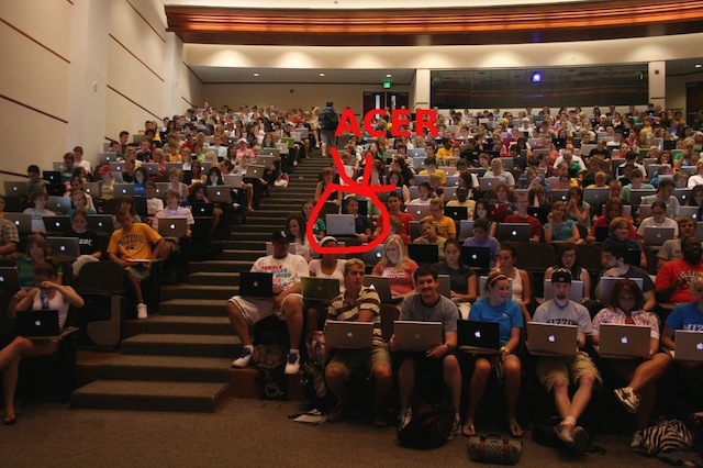 Mac-Acer.jpg