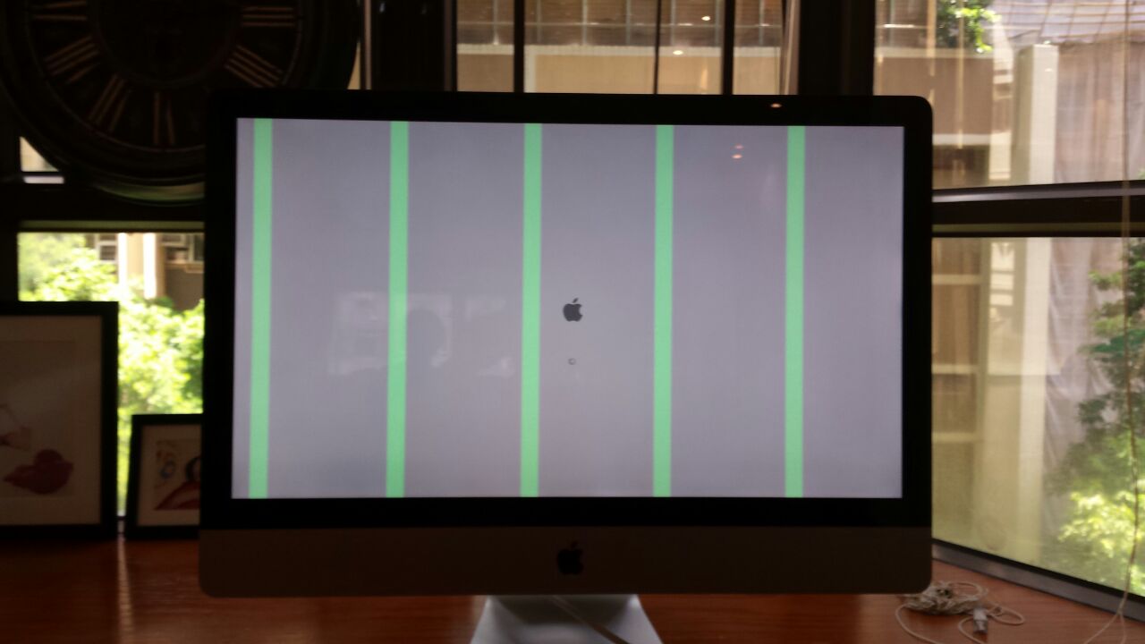 mac yellow light.jpg