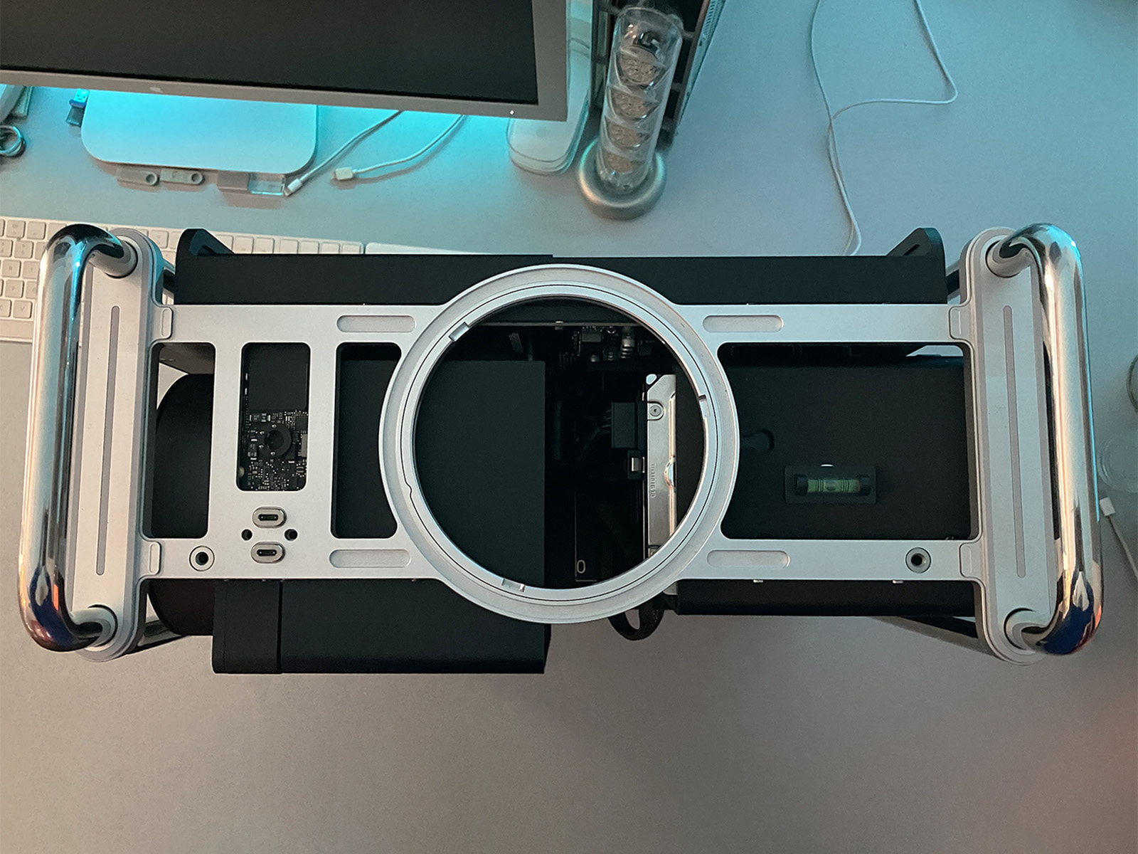 MacPro2019open001.jpg