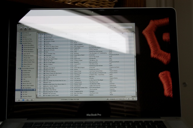 mbp_glossy_ 1.jpg