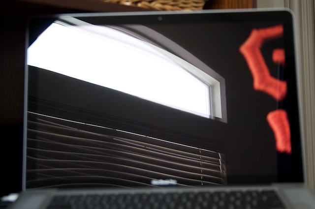 mbp_glossy_ 2.jpg