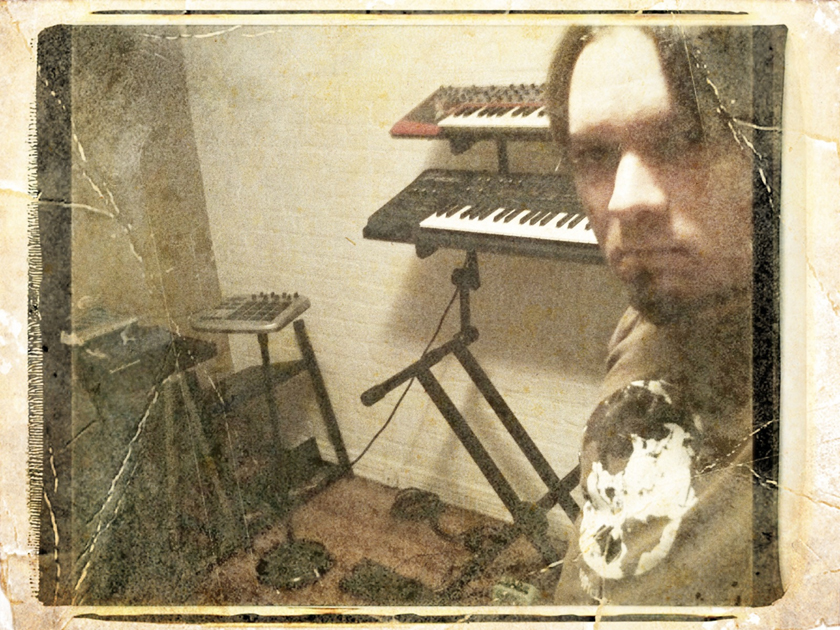 me_studio2010_840px.jpg