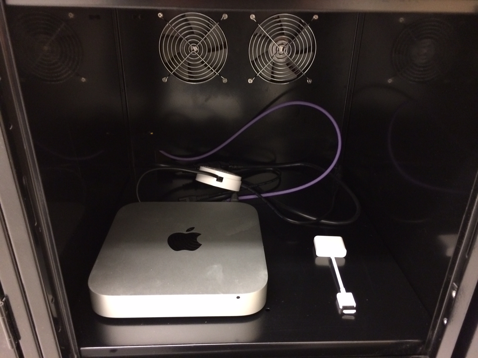 mini-mac.jpg