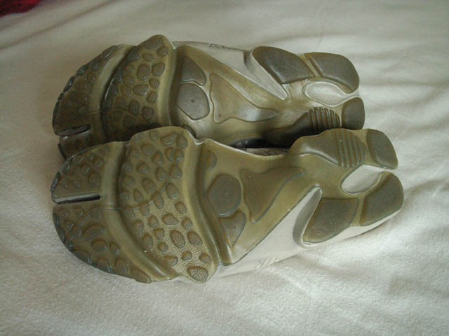 NikeSplitToeSole.jpg