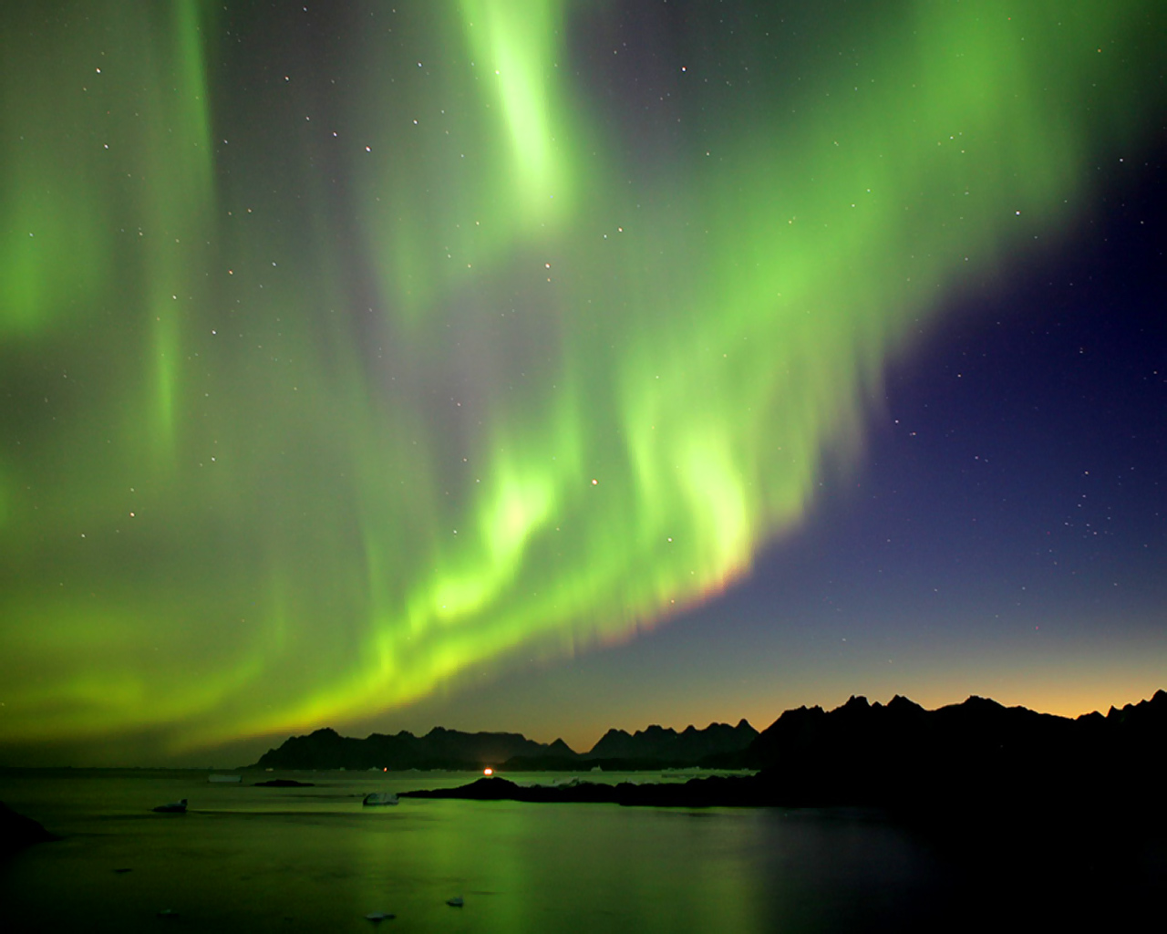 Northern Lights-iPad.jpg