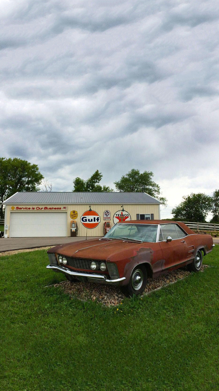 Old Car.jpg