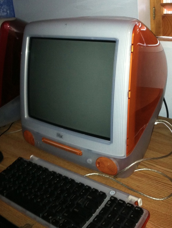orangeimac~smallimage.jpg
