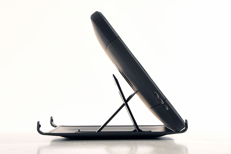 OtterBox-Defender-iPad-Stand-1.jpg