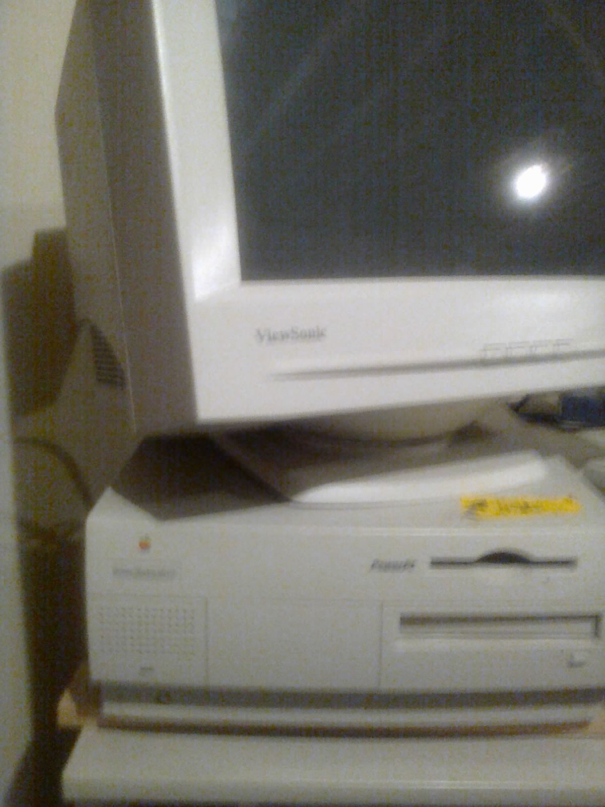 picture of computer.jpg