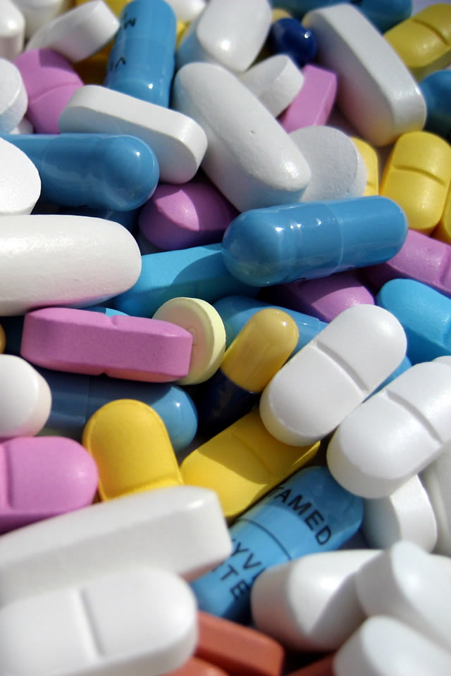 pills2.jpg