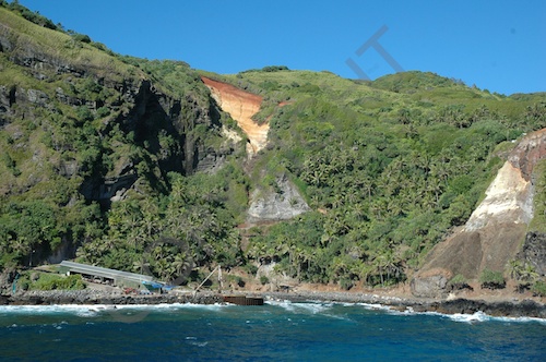 Pitcairn  001.jpg