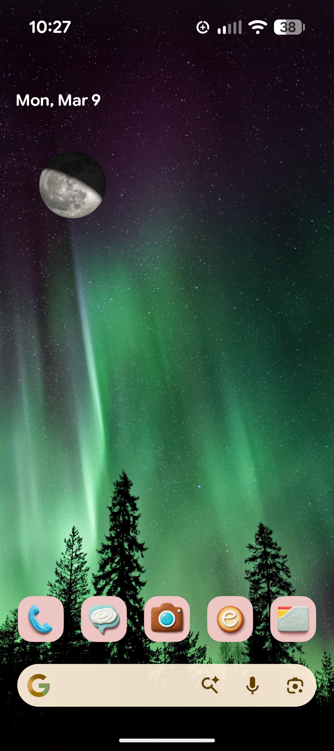 Pixel homescreen.png