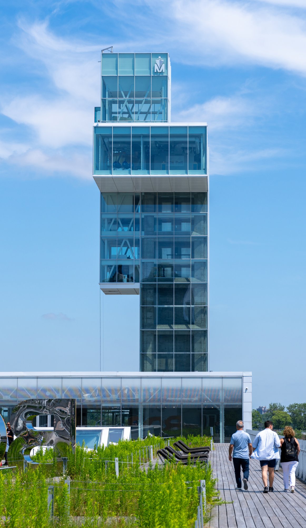 Port of Montreal Tower.jpg