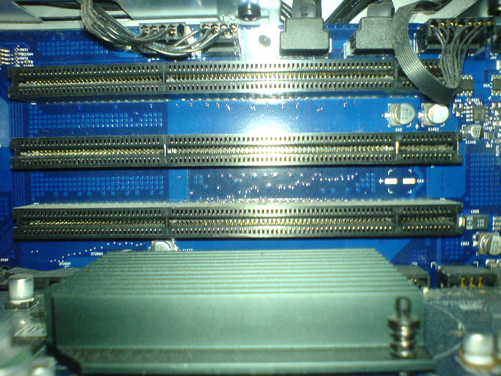 Powermac G5 Slots.JPG