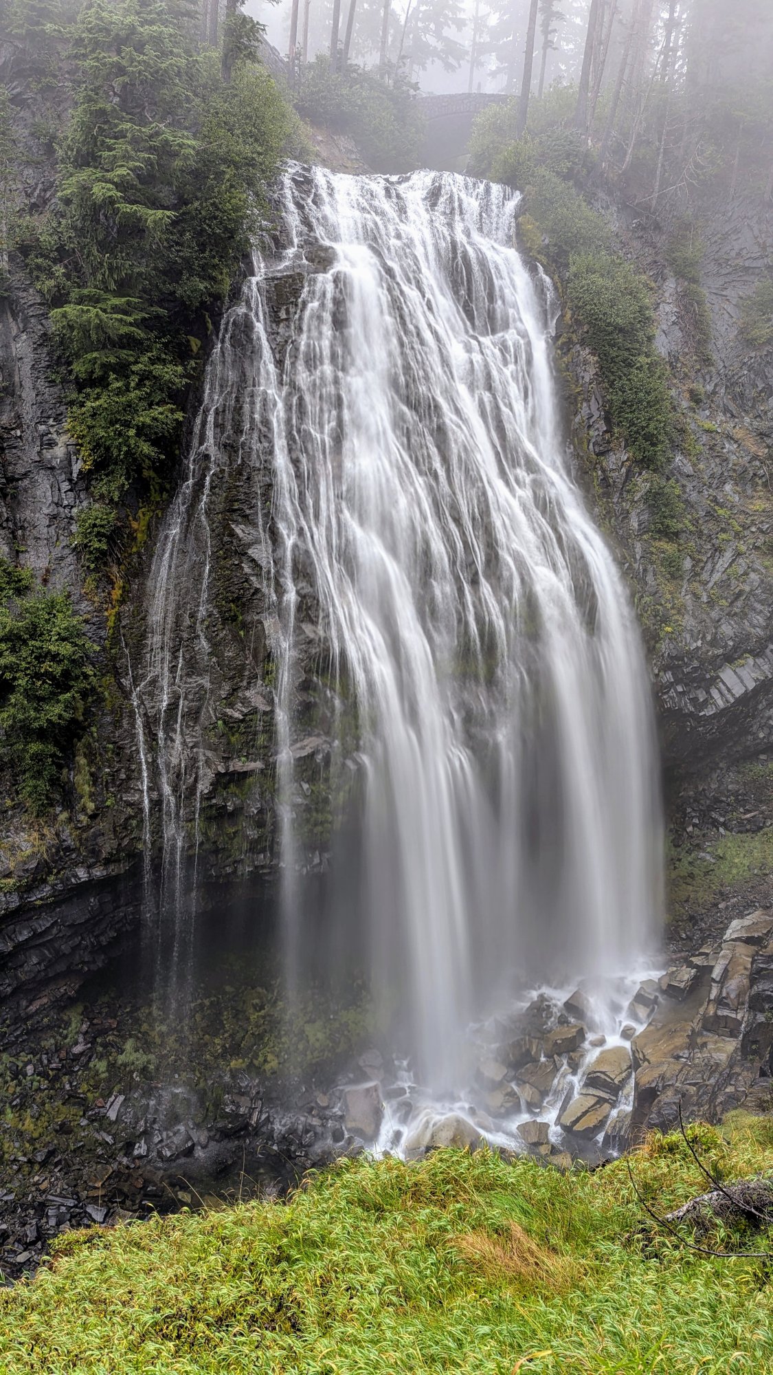 PXL_20241004_205336534.LONG_EXPOSURE-01.COVER.jpg