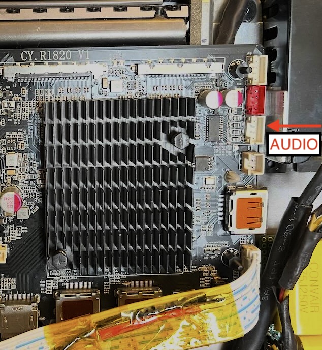 R1820AudoSocket.jpg