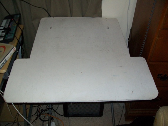 recydesk1.jpg