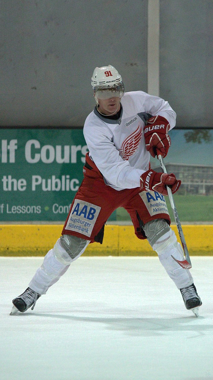 Red Wing SF 02.png