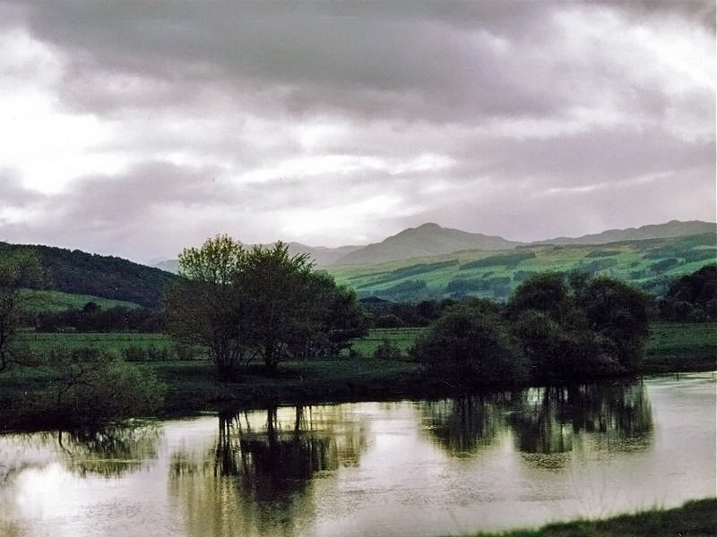 River Tay.jpg