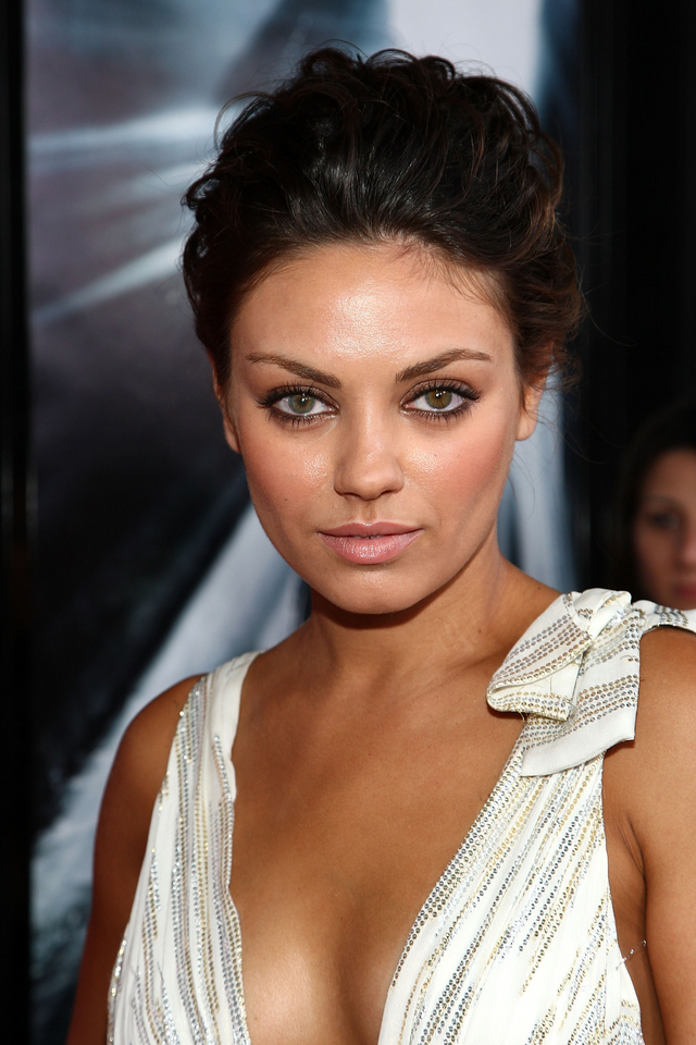 rsz_1mila-kunis001.jpg