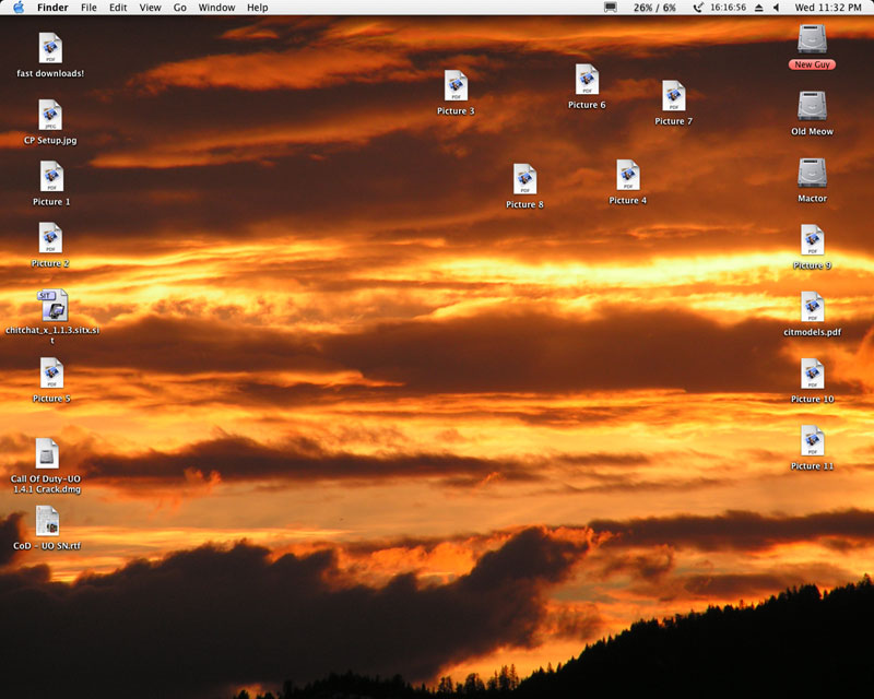 s-Desk-top.jpg