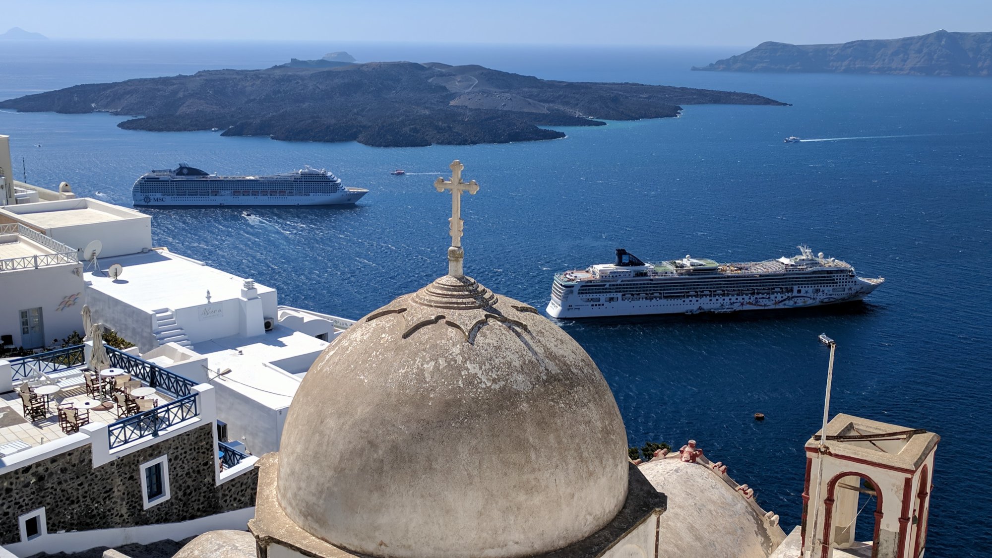Santorini.jpg