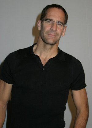 Scott-Bakula-images.jpg