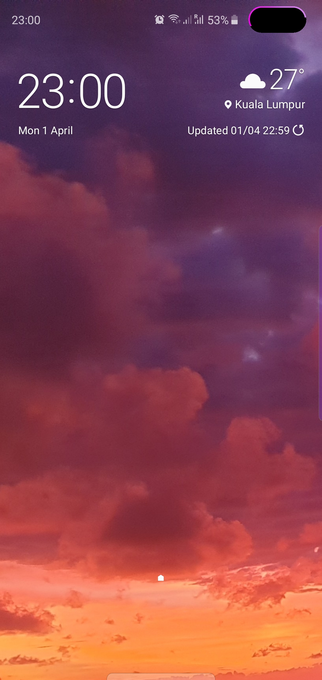 Screenshot_20190401-230001_One UI Home.jpg